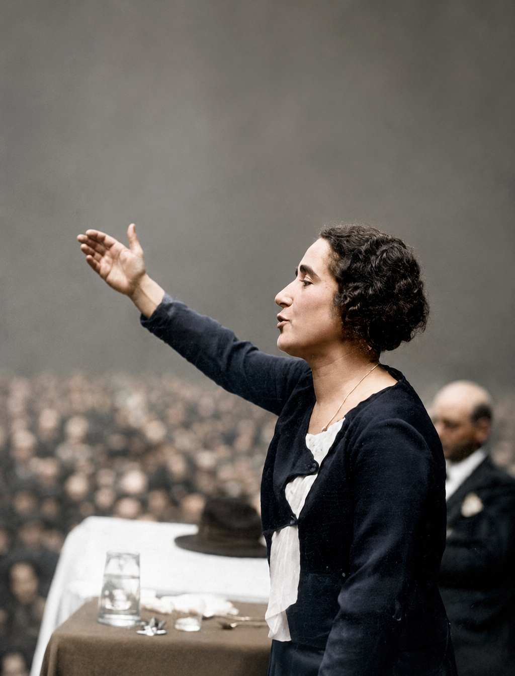 clara campoamor à la tribune